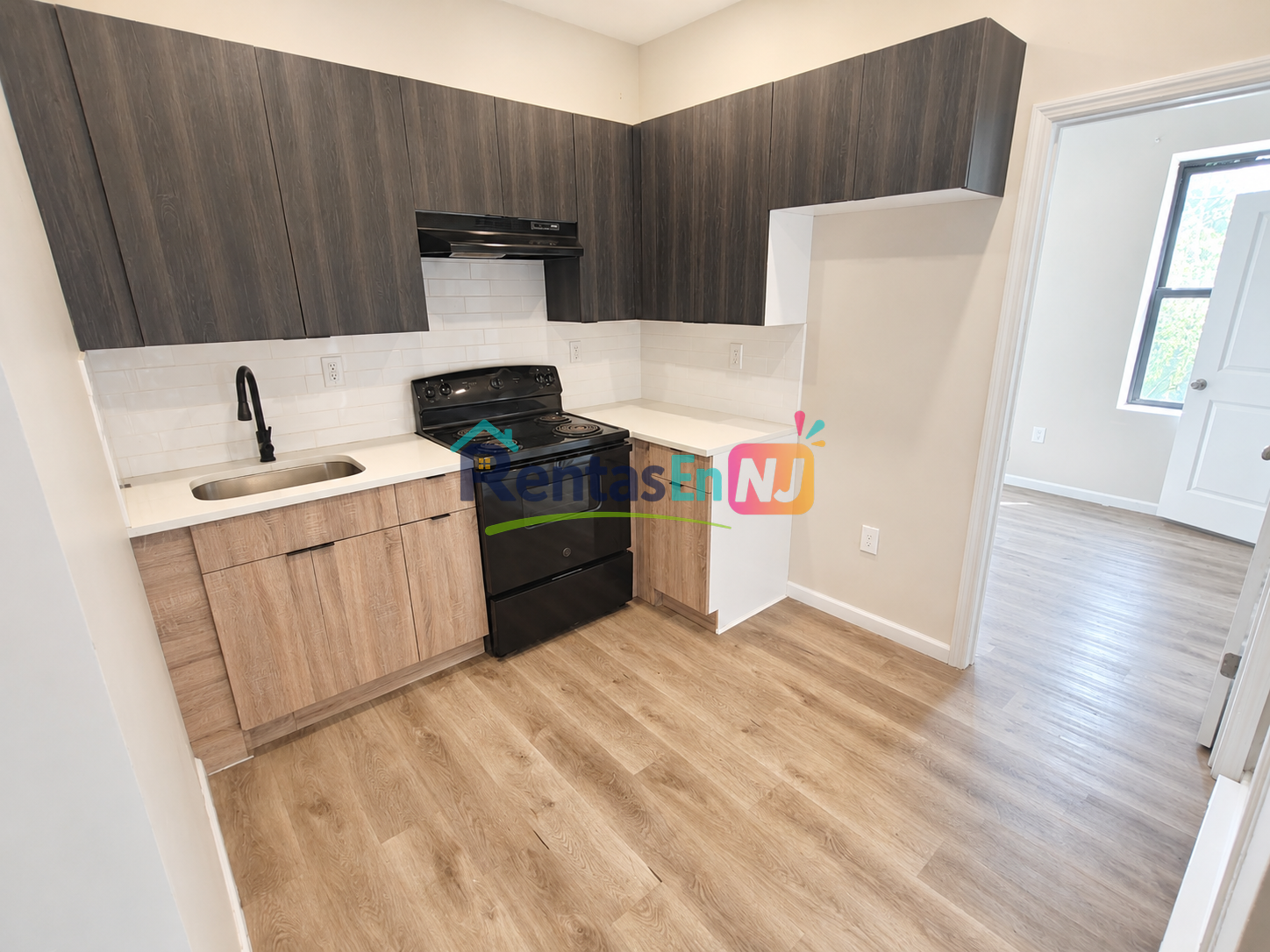 383-385 Avon Avenue 07108 — 3L